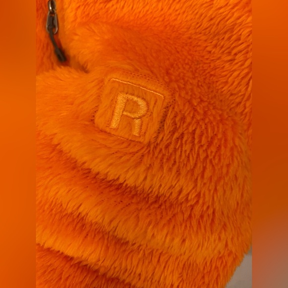 Patagonia R3 Hi-Loft Hoody Mango Orange Size XL - Picture 5 of 9